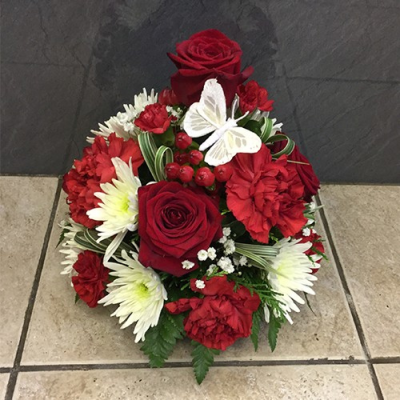 Red Saucer Posy - 