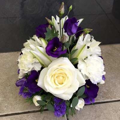 Purple & White Saucer Posy - 